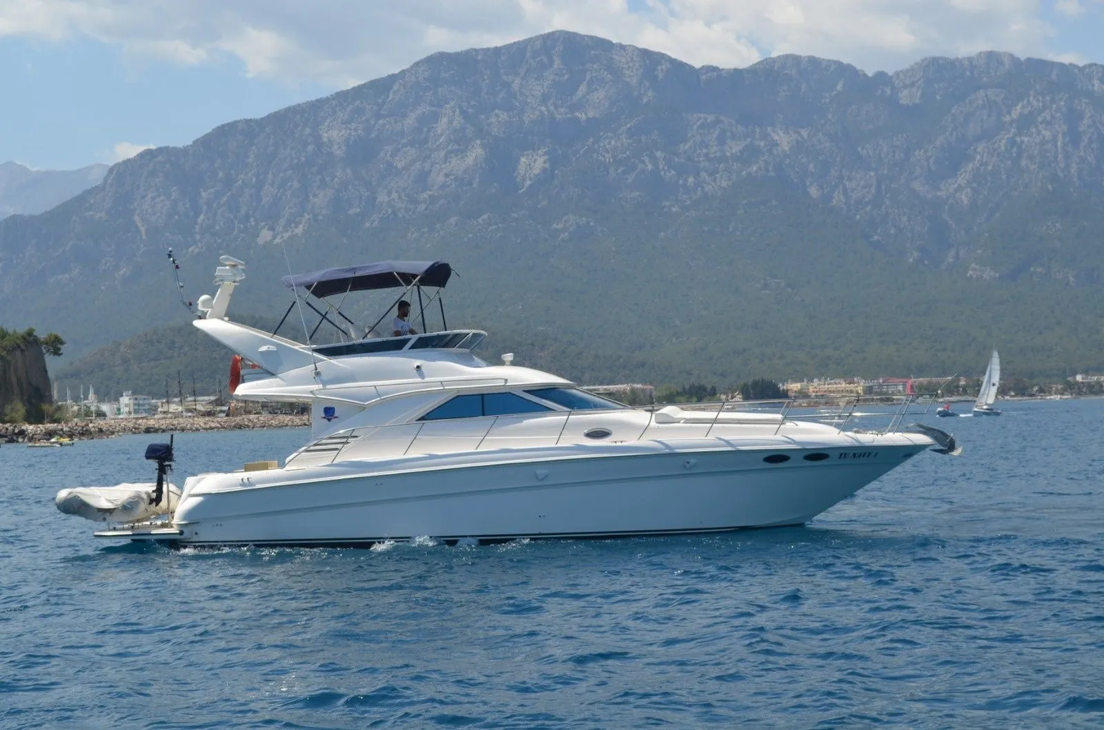 Kemer Yat Kiralama 14m Özel Yapım Vip